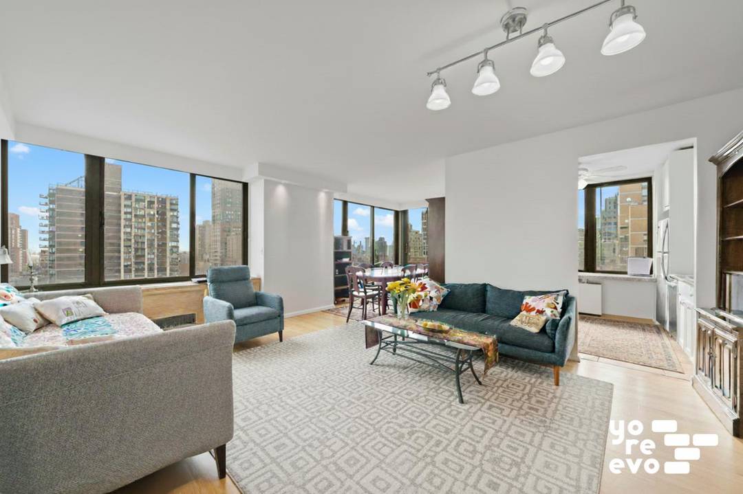 Welcome to apartment 2405 at 300 East 85th Street a corner two bedroom, two and a half bath home with wide open southern and eastern views !