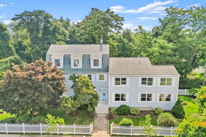 Extremely rare opportunity to own a side by side, Colonial style duplex with over 4400sqft in total and 10 bedrooms in the heart of the Fairfield beach area.