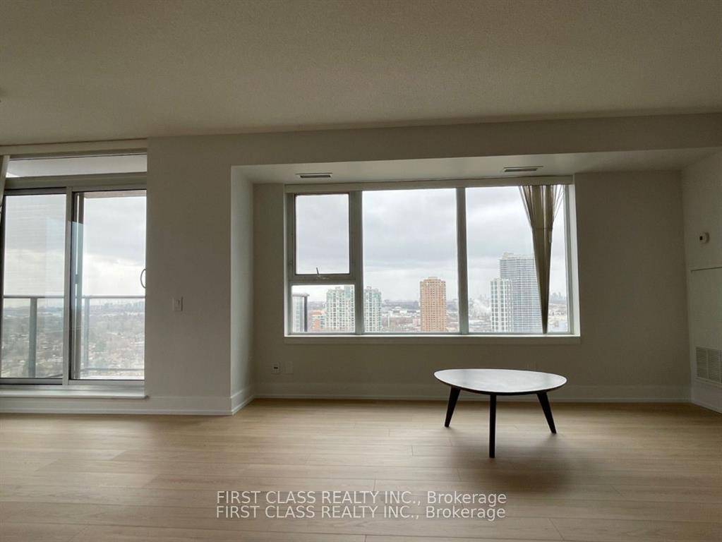 Centro South Tower, Spacious And Bright South West Views Large 2 Bedroom Corner Unit With Open Concept.