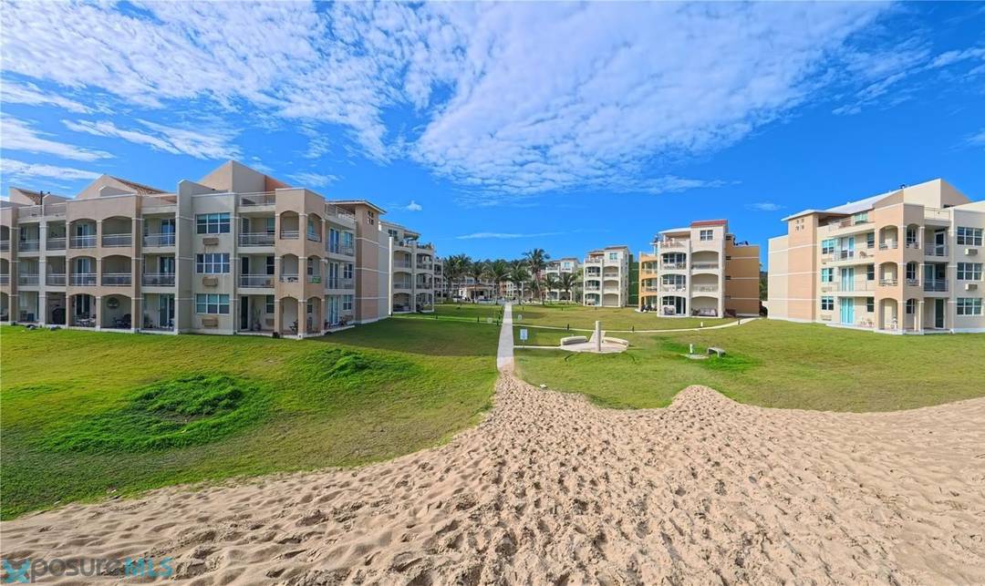 COND. HAUDIMAR BEACH APARTMENTS, EDIF. F Townhouse Isabela
