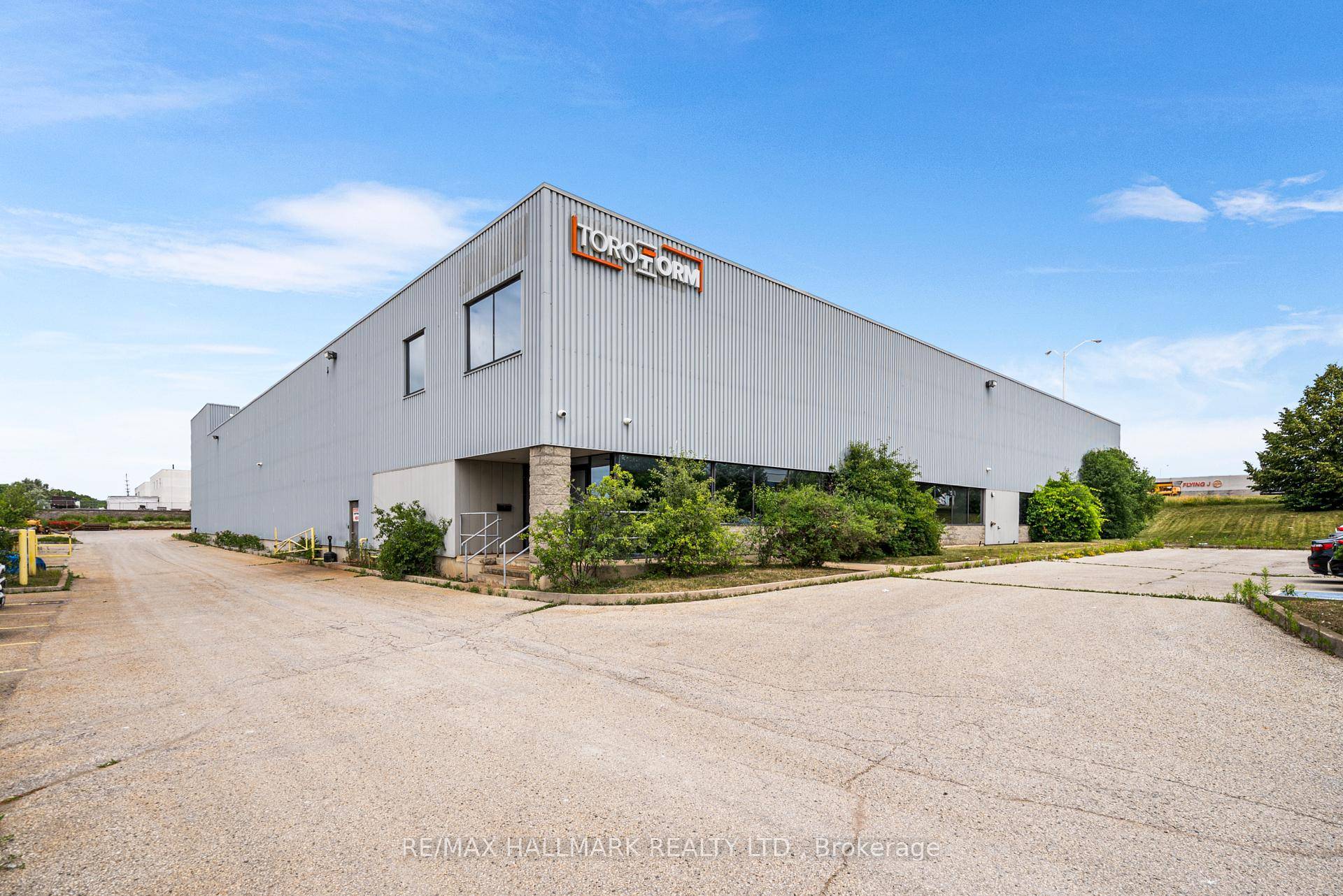 Modern 32, 165 Sq. Ft. Freestanding Industrial Facility on 2.