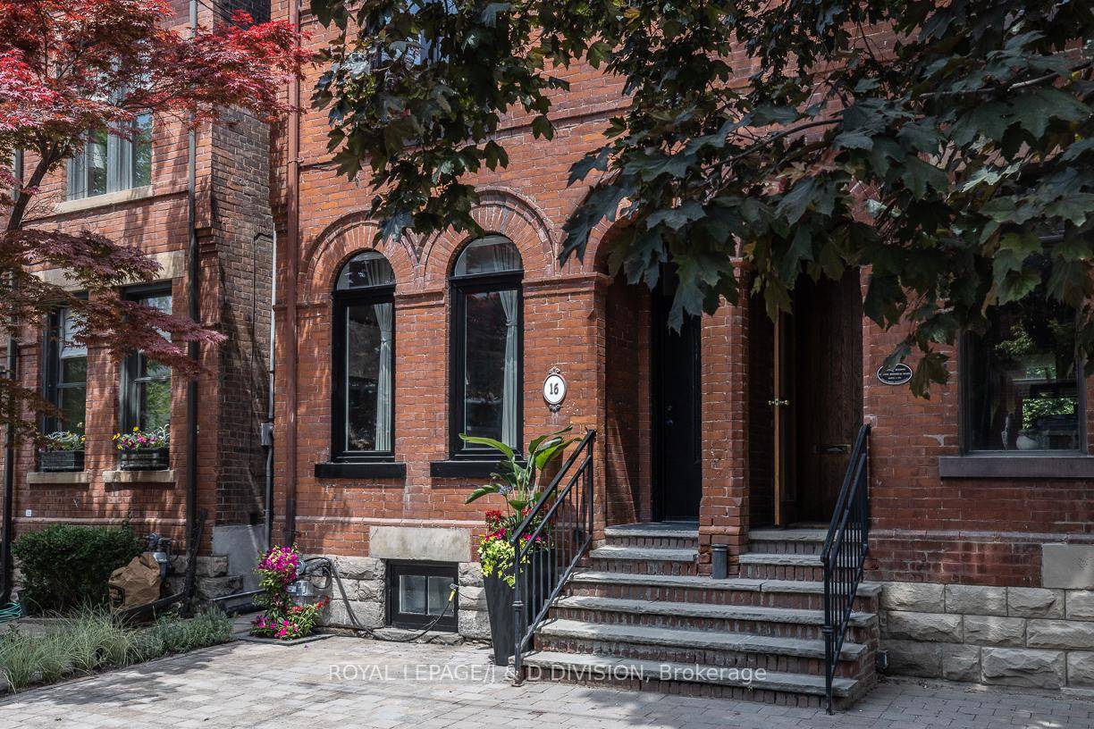 On a quiet cul de sac in the Annex right next to Yorkville this 5 1 bedroom, 2 bath Victorian semi blends timeless character with modern flexibility in one of ...