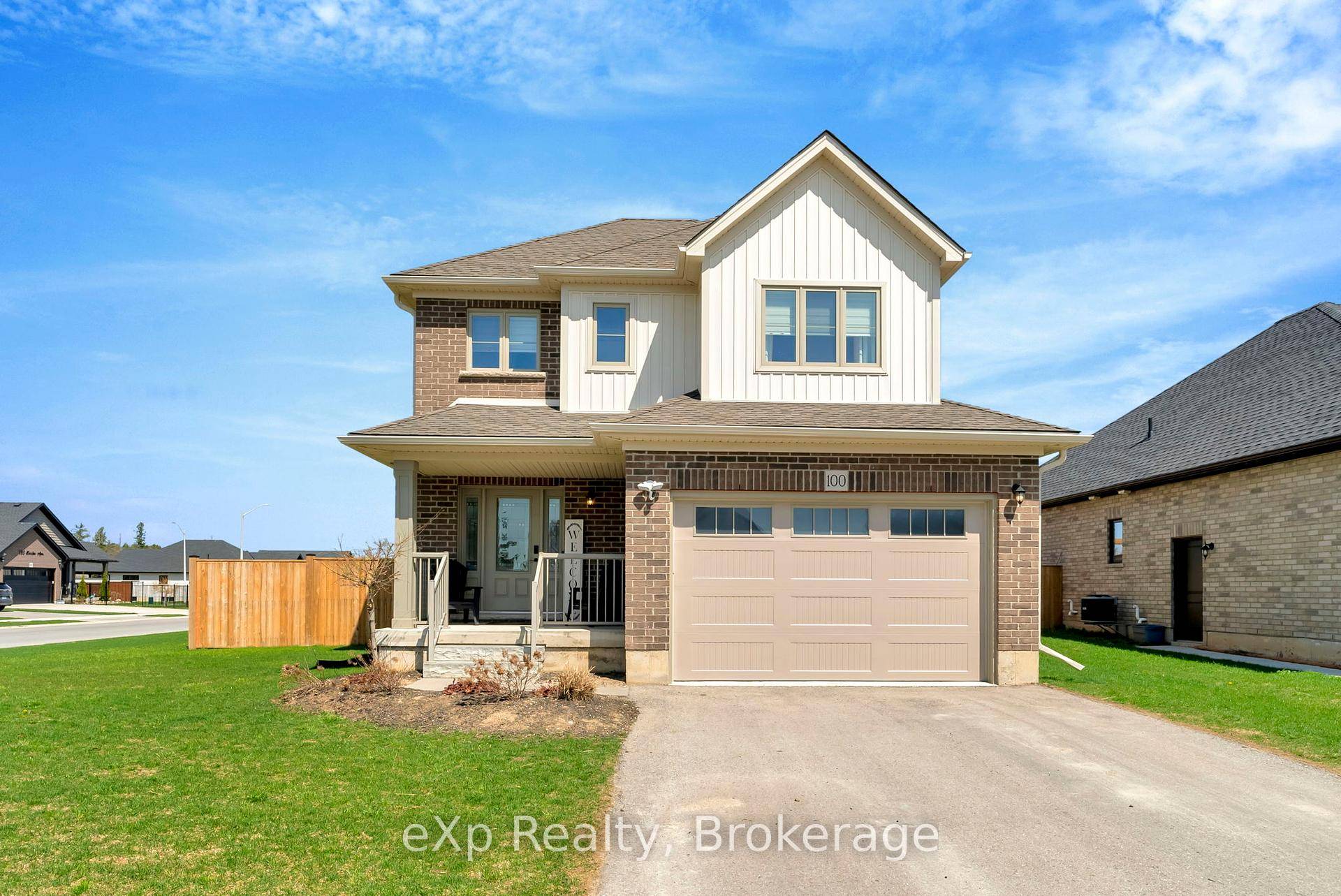 Welcome to this beautifully maintained 3 bedroom family home, built less than 5 years ago and thoughtfully designed for the modern family.