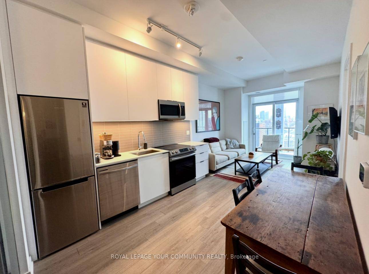 Experience luxury living in downtown Toronto at Home on Power by Great Gulf.