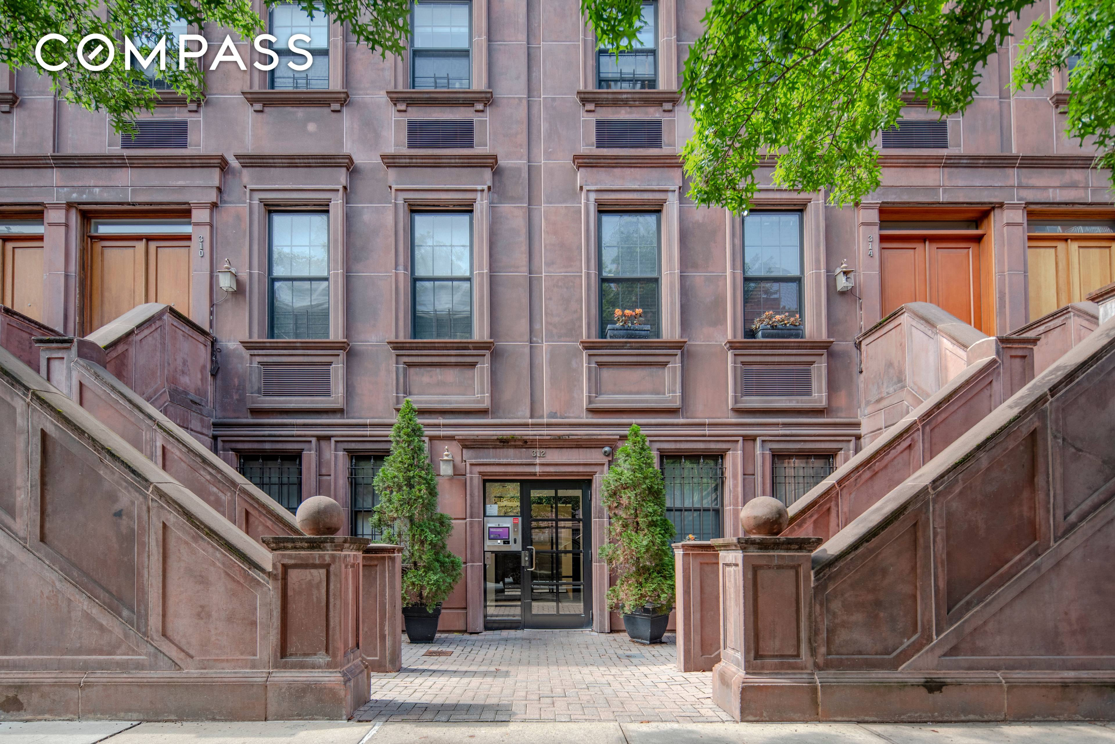 Open House By Appointment Only Experience townhouse living coupled with the amenities of a modern full service building in this unique 3 bedroom, 2.