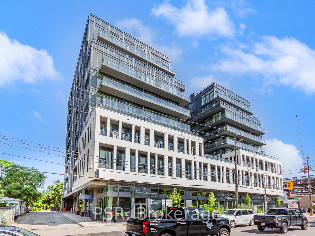 Welcome to the Oscar Residences, an exceptional brand new condo offering luxury and convenience in the heart of the city.