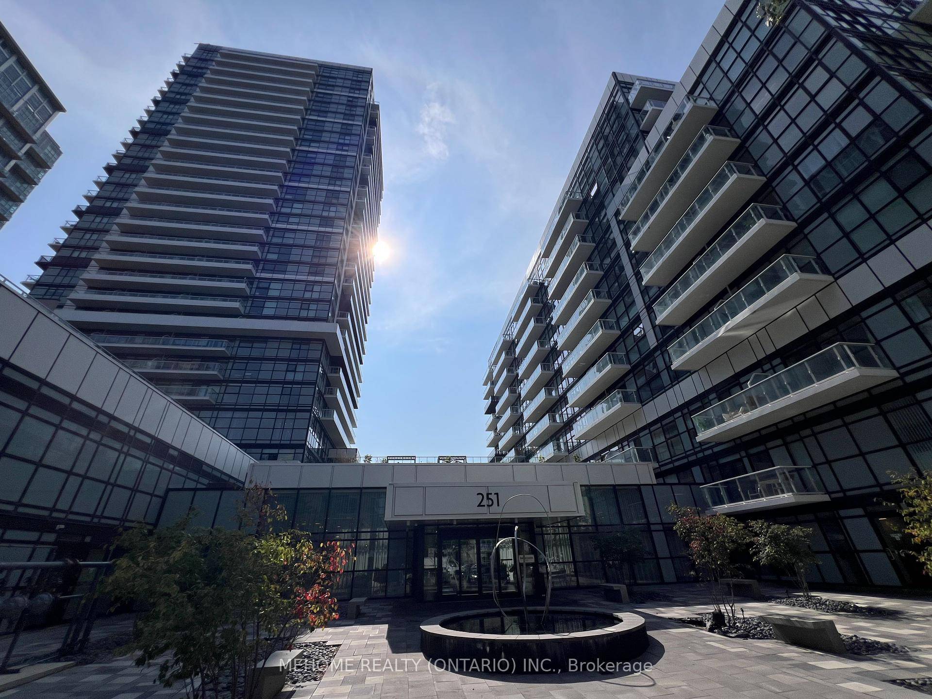 Beautiful 1 Bed 1 Bath Suite At Empire Phoenix Condos !