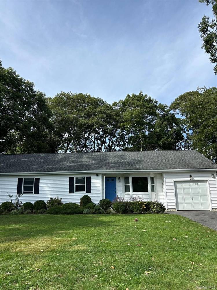 Gorgeous 4 bedroom 2 bath home with formal living room and family room with large wood burning fire place.