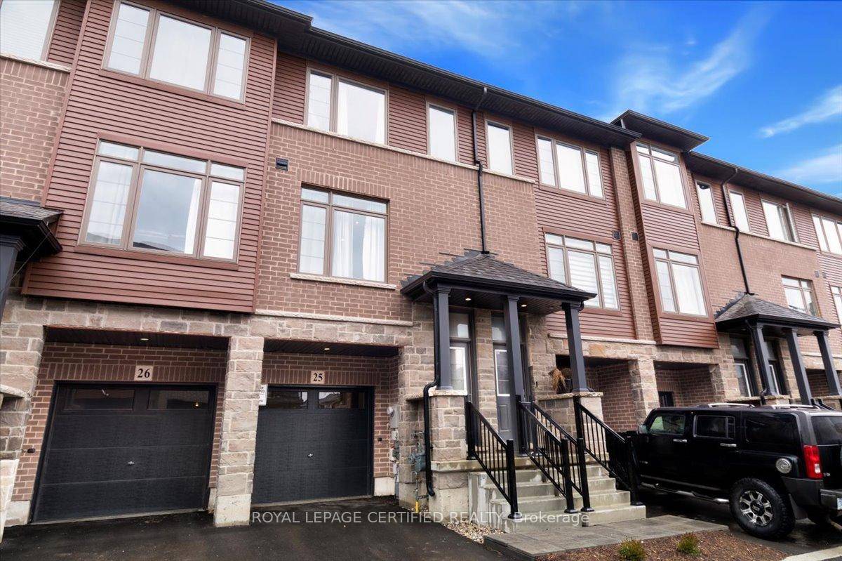 Explore this stunning 3 story freehold townhouse in Central Park built by Losani Homes onStoneyCreek Mountain !