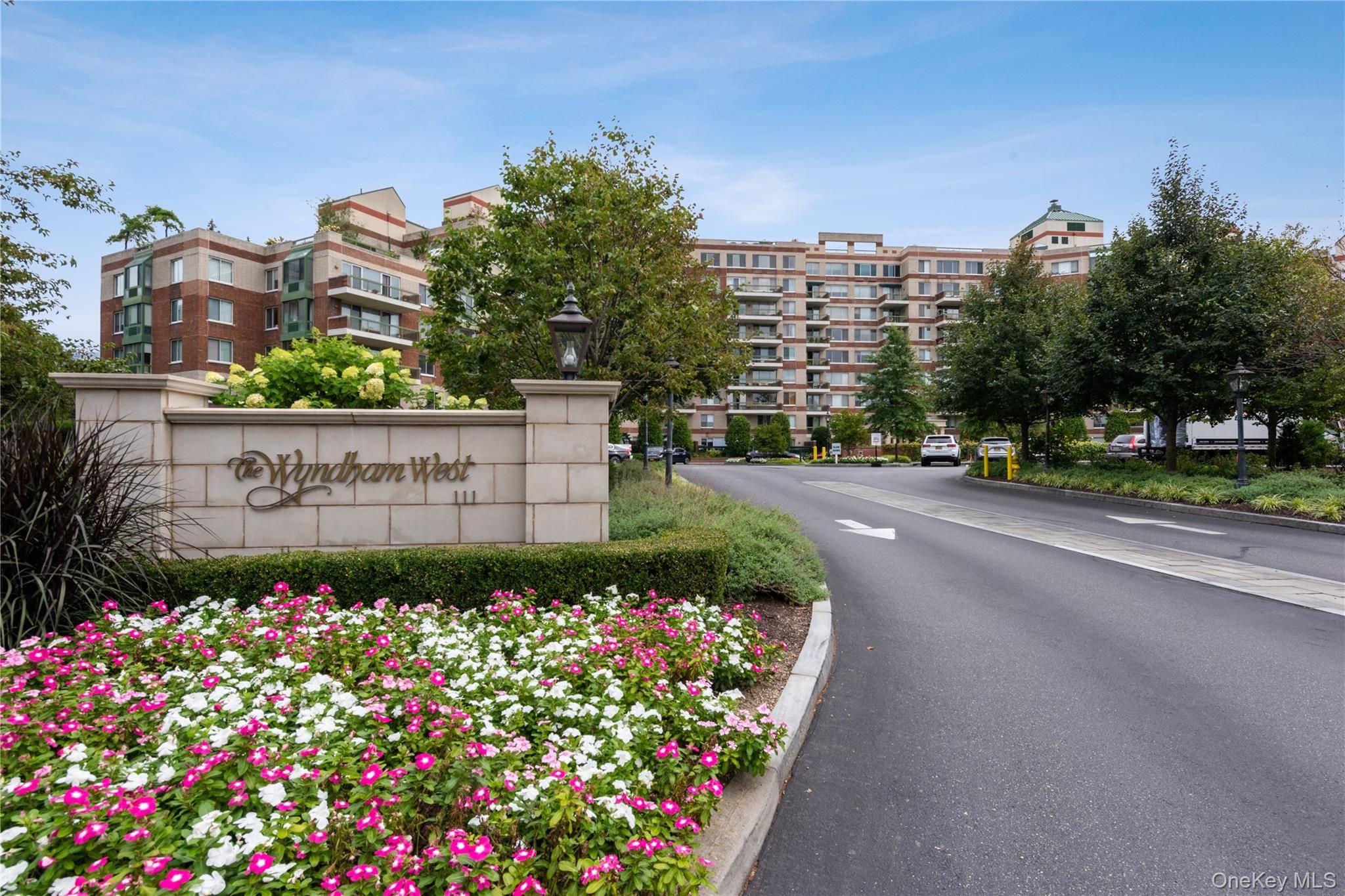 Immaculate Fully Furnished Duplex A Must See !