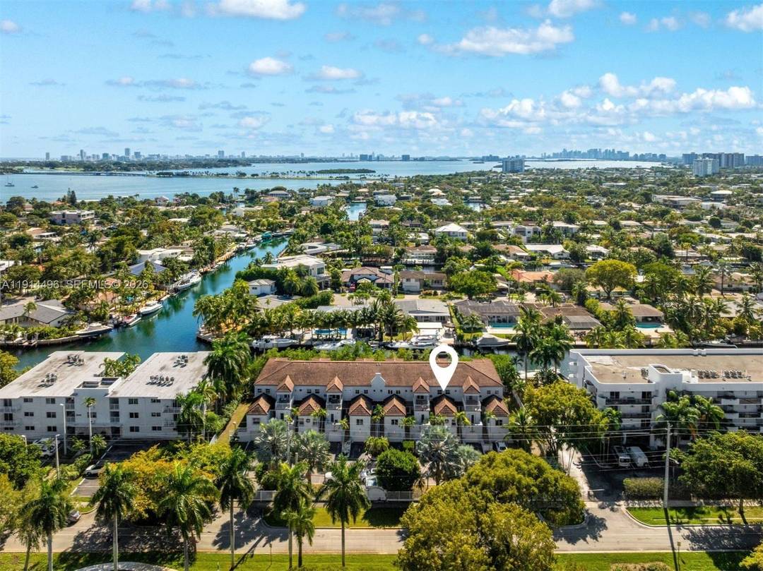 Rare waterfront townhouse on Little Arch Creek 3 beds, 3 baths, 1, 500 sq ft of open concept living with soaring ceilings, a private terrace and balcony, and direct kayak ...