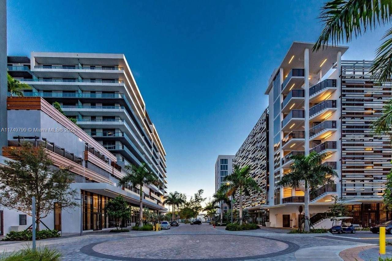 This exceptional opportunity to own a prime 1, 481 sq ft office in the heart of Aventura !