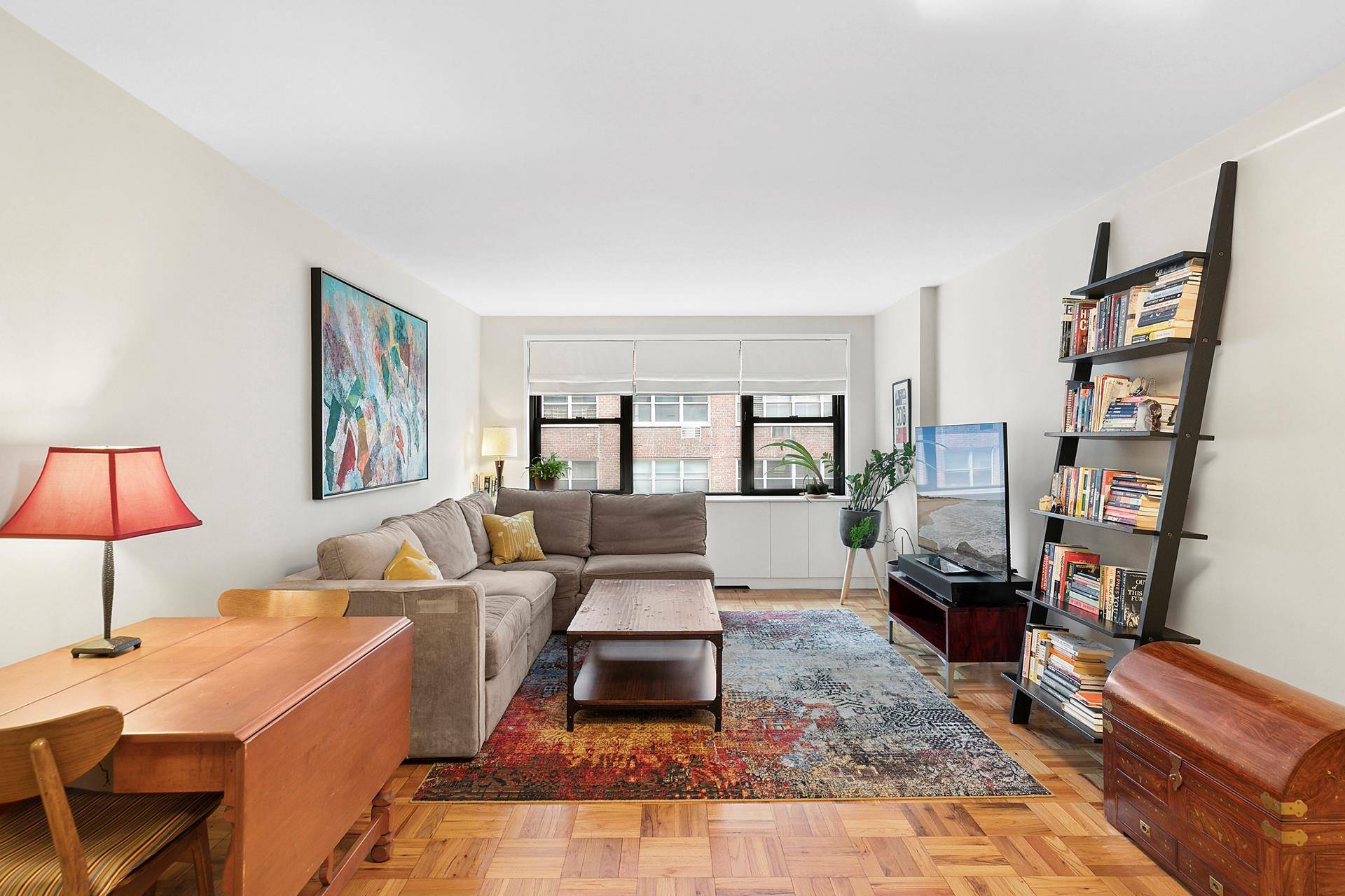 Welcome to The Mayfair in Lenox Hill, a beautifully renovated co op situated in the heart of the Upper East Side.