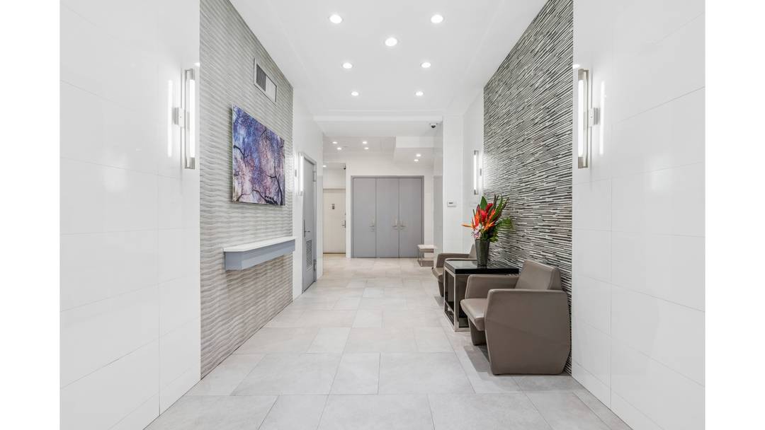 Welcome to 1474 Third Avenue, apt 15S, a beacon of modern luxury living in the heart of New York's prestigious Upper East Side.