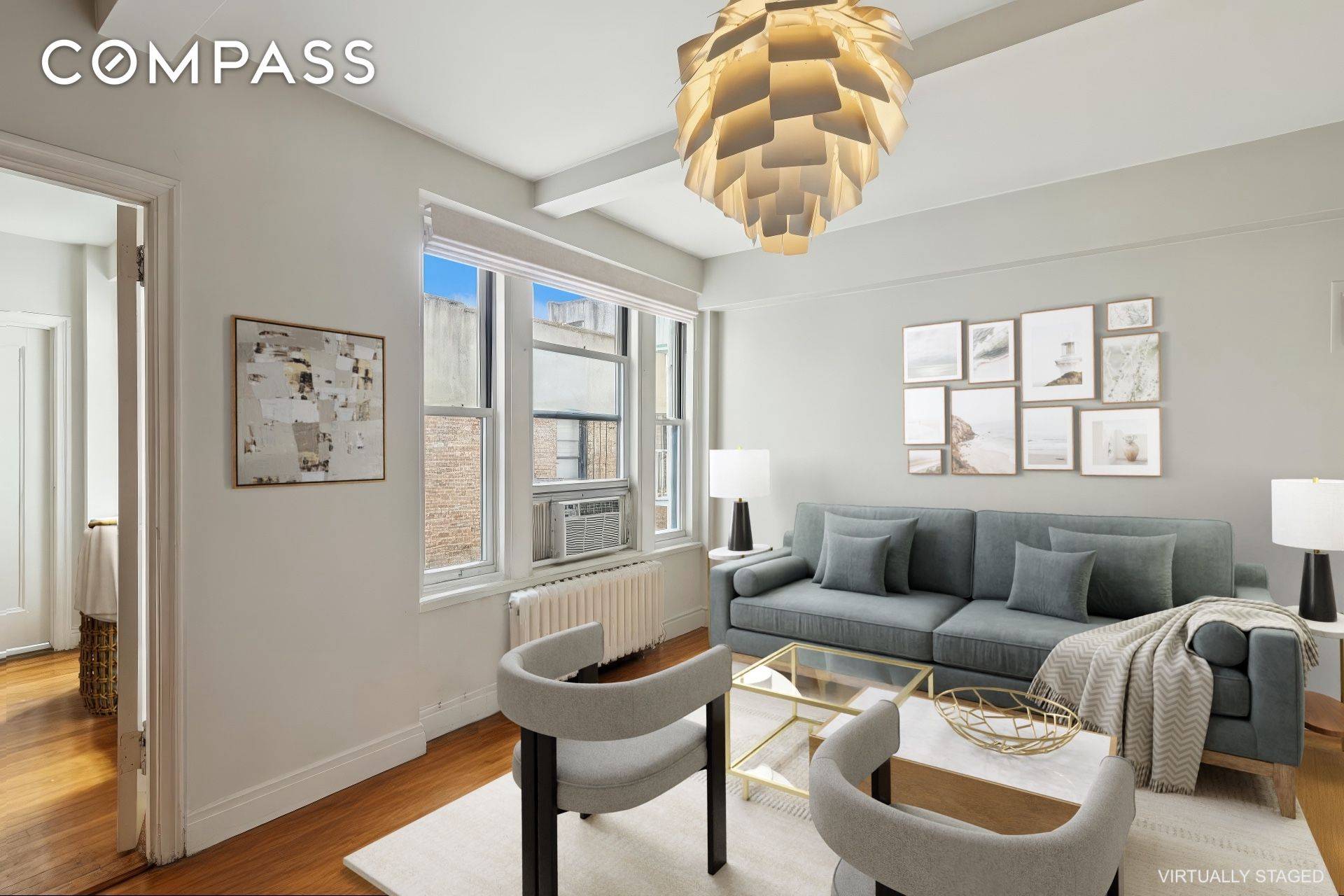 HIGH FLOOR OASIS IN HELLS KITCHEN Bathed in natural sunlight and nestled quietly in the iconic Whitby, this prewar one bedroom is a sweet respite from the stress of the ...