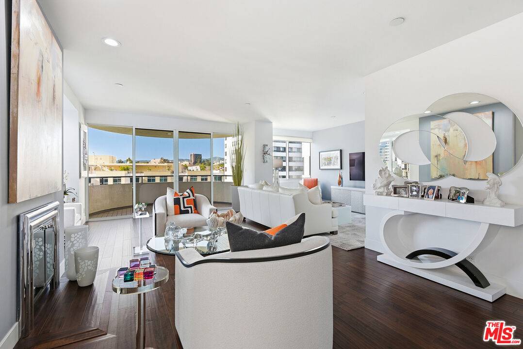 10560   Wilshire Blvd 2BR Westwood La