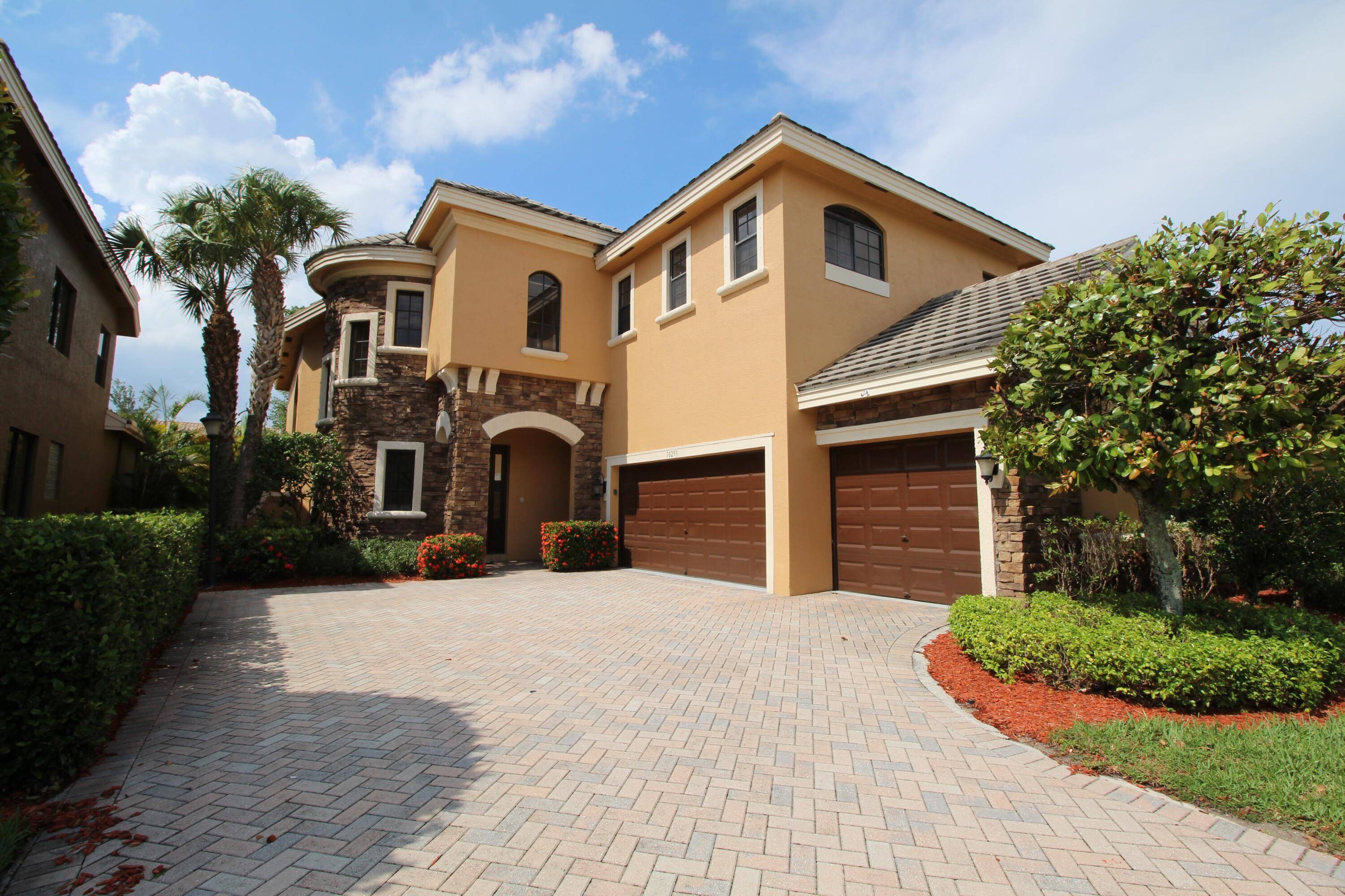Welcome to your dream home !
