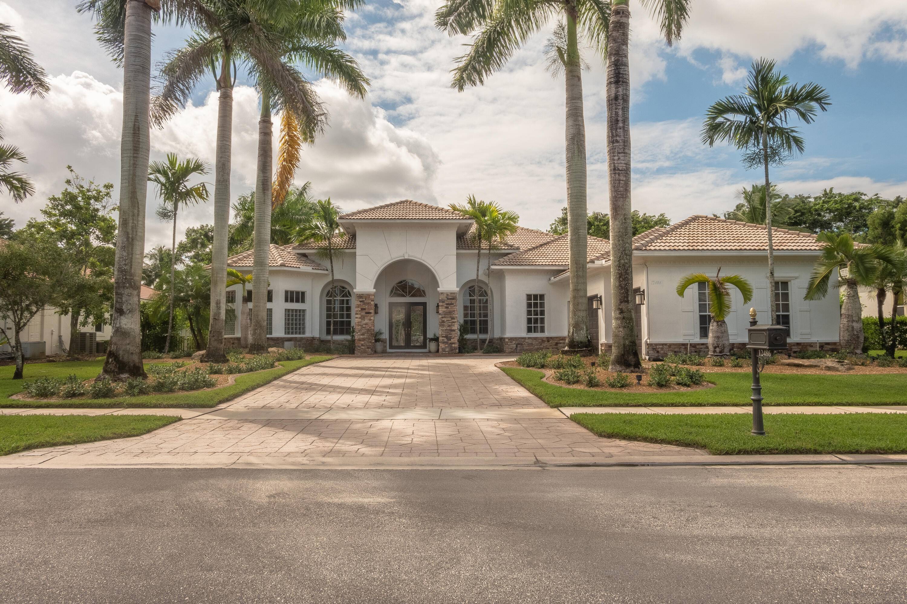 Gorgeous 5 bedroom, pool home with 3 car garage located within an excellent school zone in the upscale, equestrian community of Equestrian Club !
