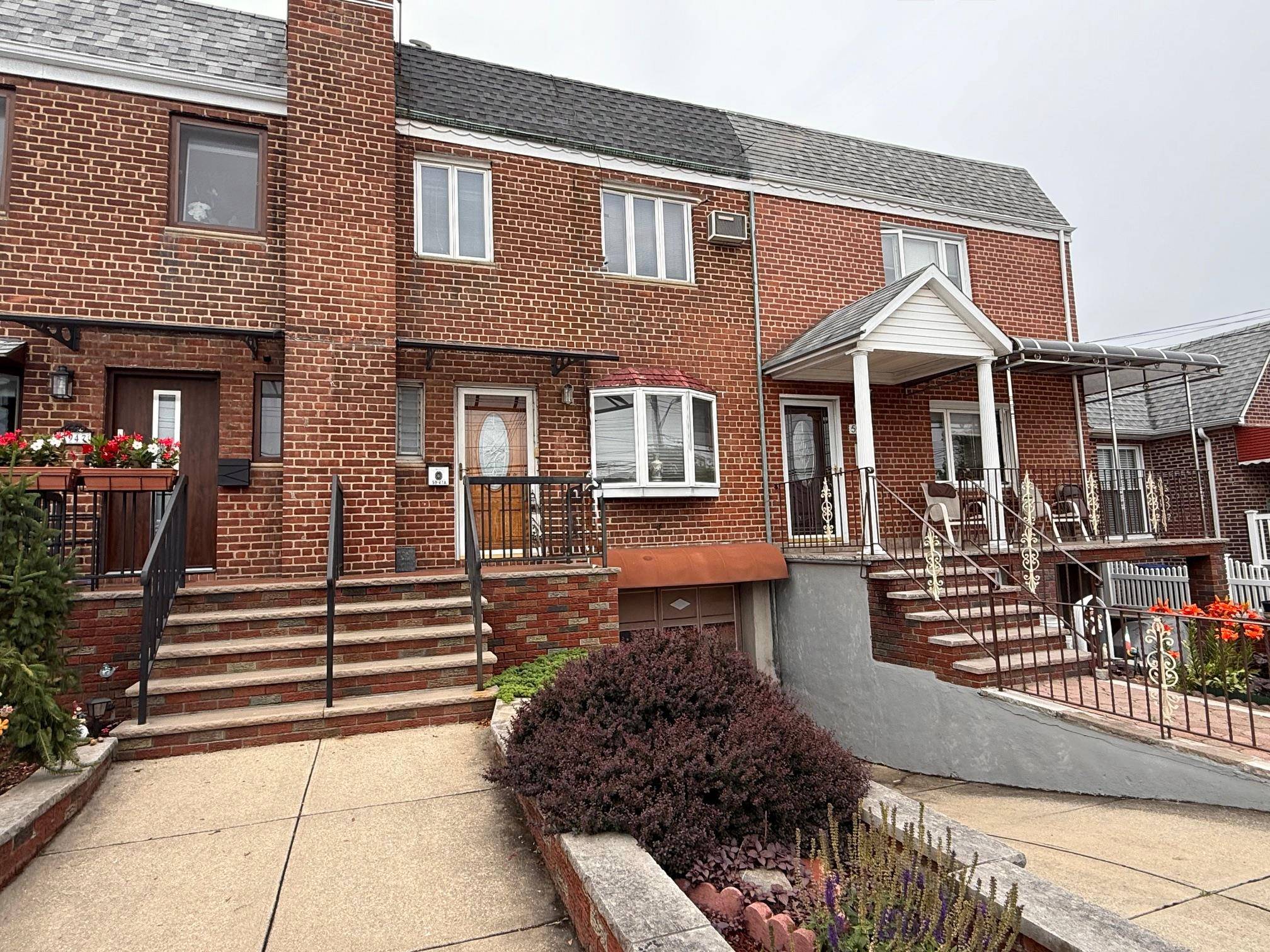 Welcome to this well maintained brick attached single family home.