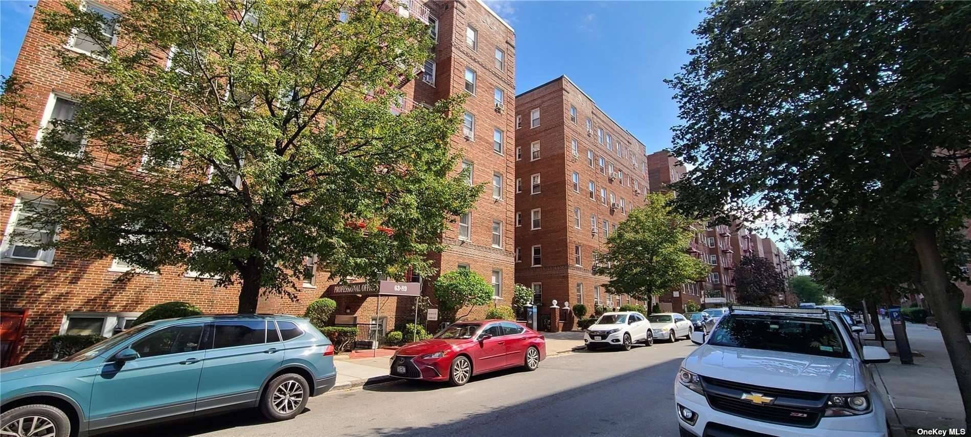 Semi renovated, Large Studio, SPONSOR UNIT NO BOARD APPROVAL Required.
