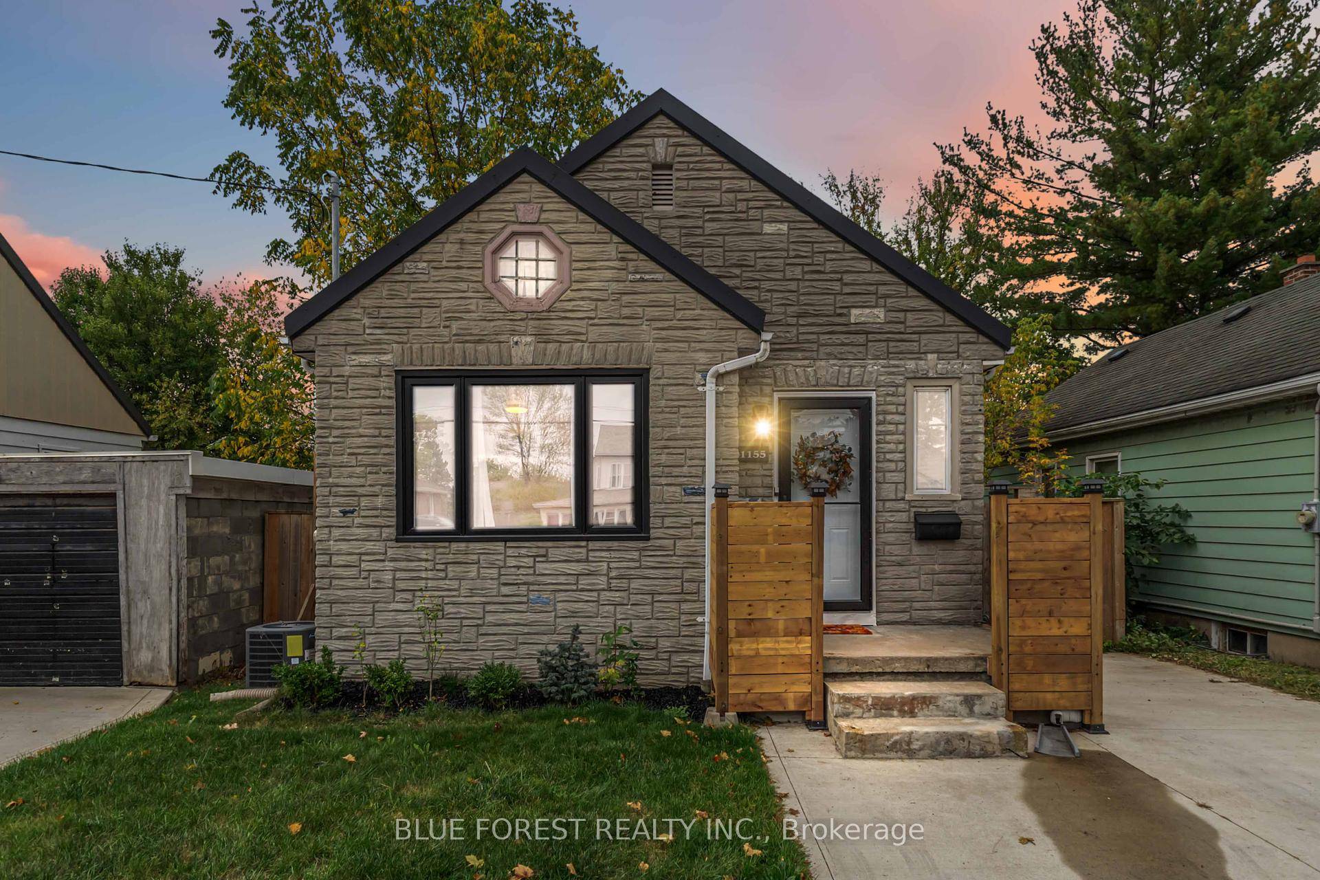 Welcome to 1155 Trafalgar Street, London !