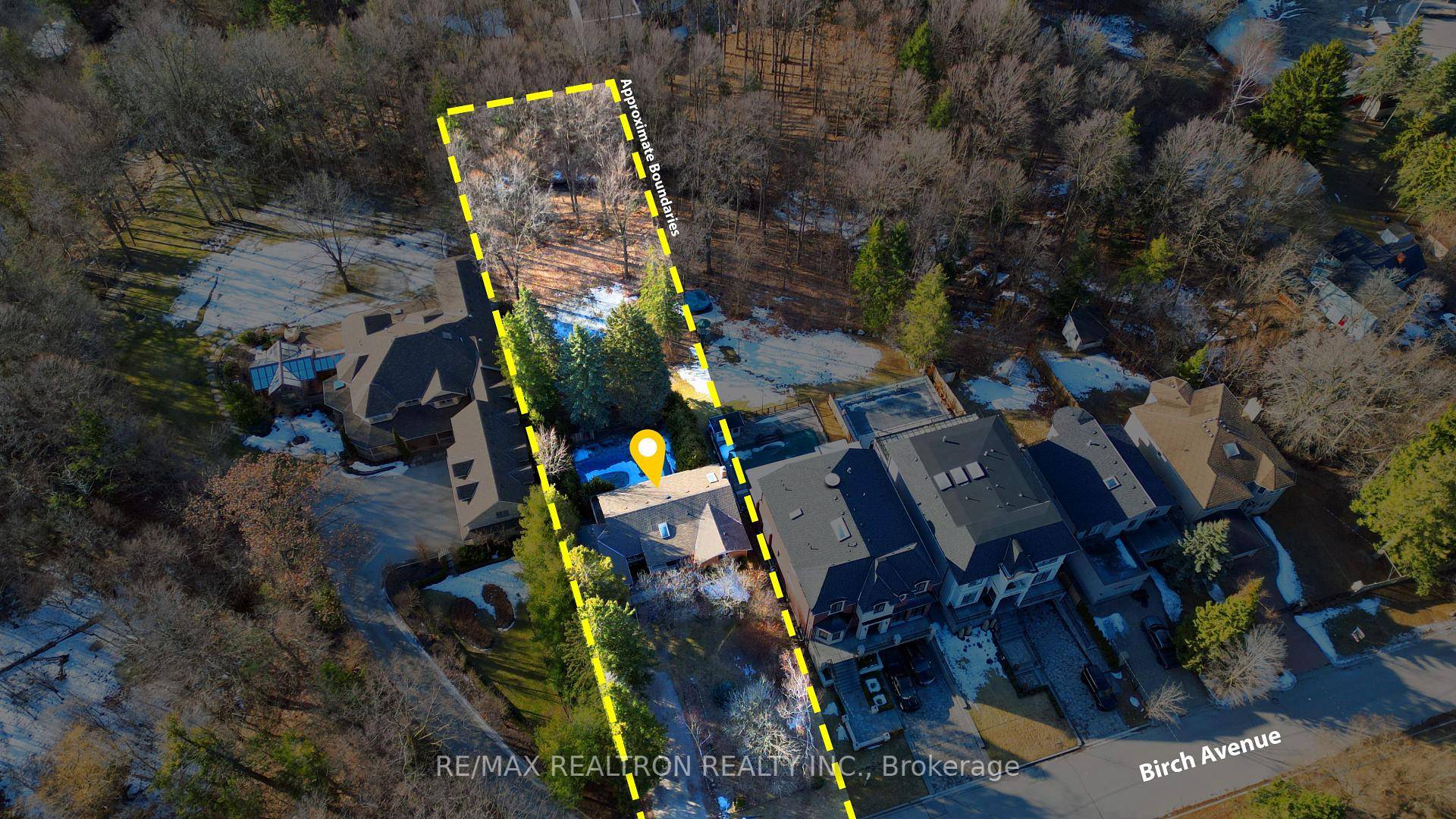 Rare amp ; Exceptional Opportunity in Prestigious South Richvale !