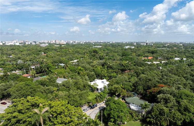 If you're looking build your custom dream home, this is the property you've been anticipating.