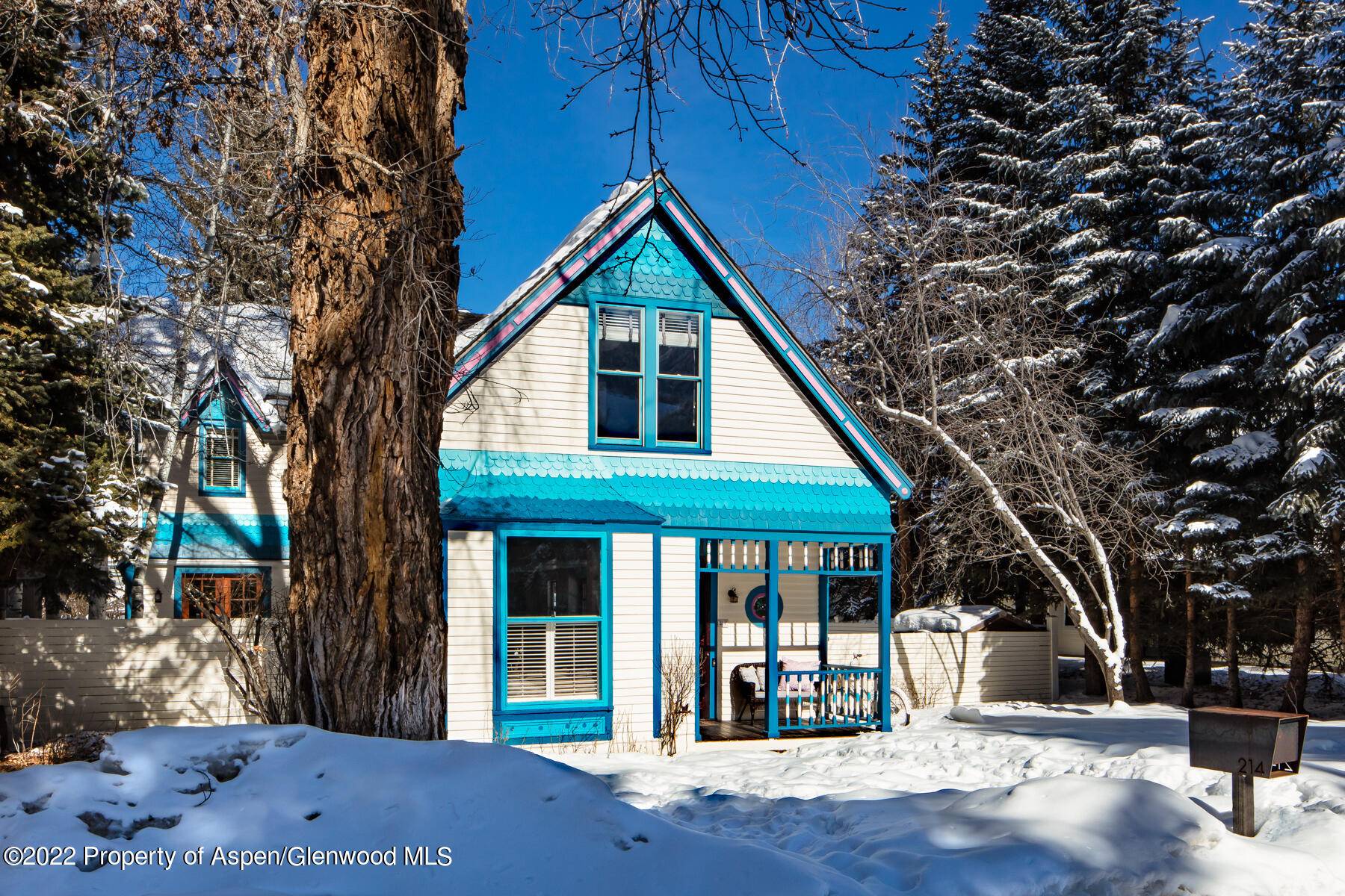 Stylish charm in a coveted West End location.