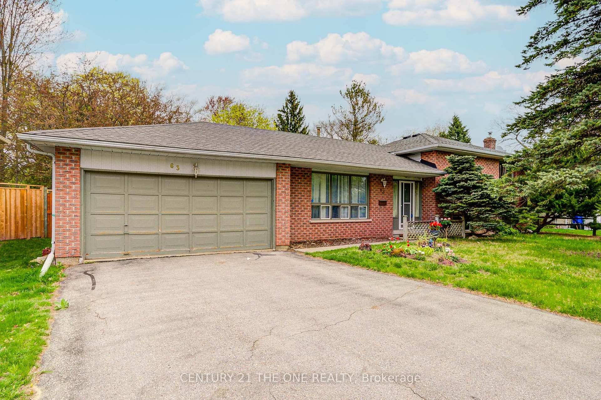 Outstanding beautiful home and location offering privacy with 3 1 bedrooms and two 4 piece bathrooms, including a master ensuite, provide ample room for family and guests.