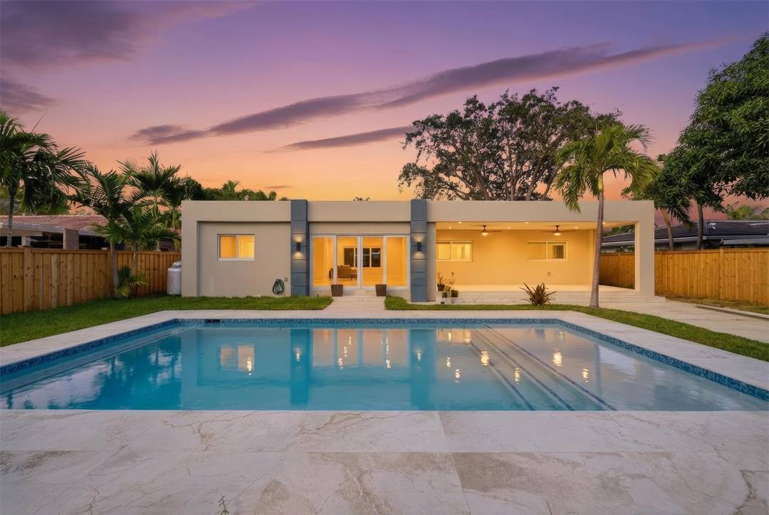 Step inside amp ; discover all new everything in this beautifully renovated single family home in the heart of East Wilton Manors.