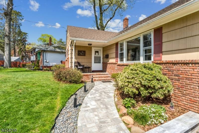 Welcome to this beautifully maintained split level home located in the highly desirable Netherwood Heights section of Plainfield.