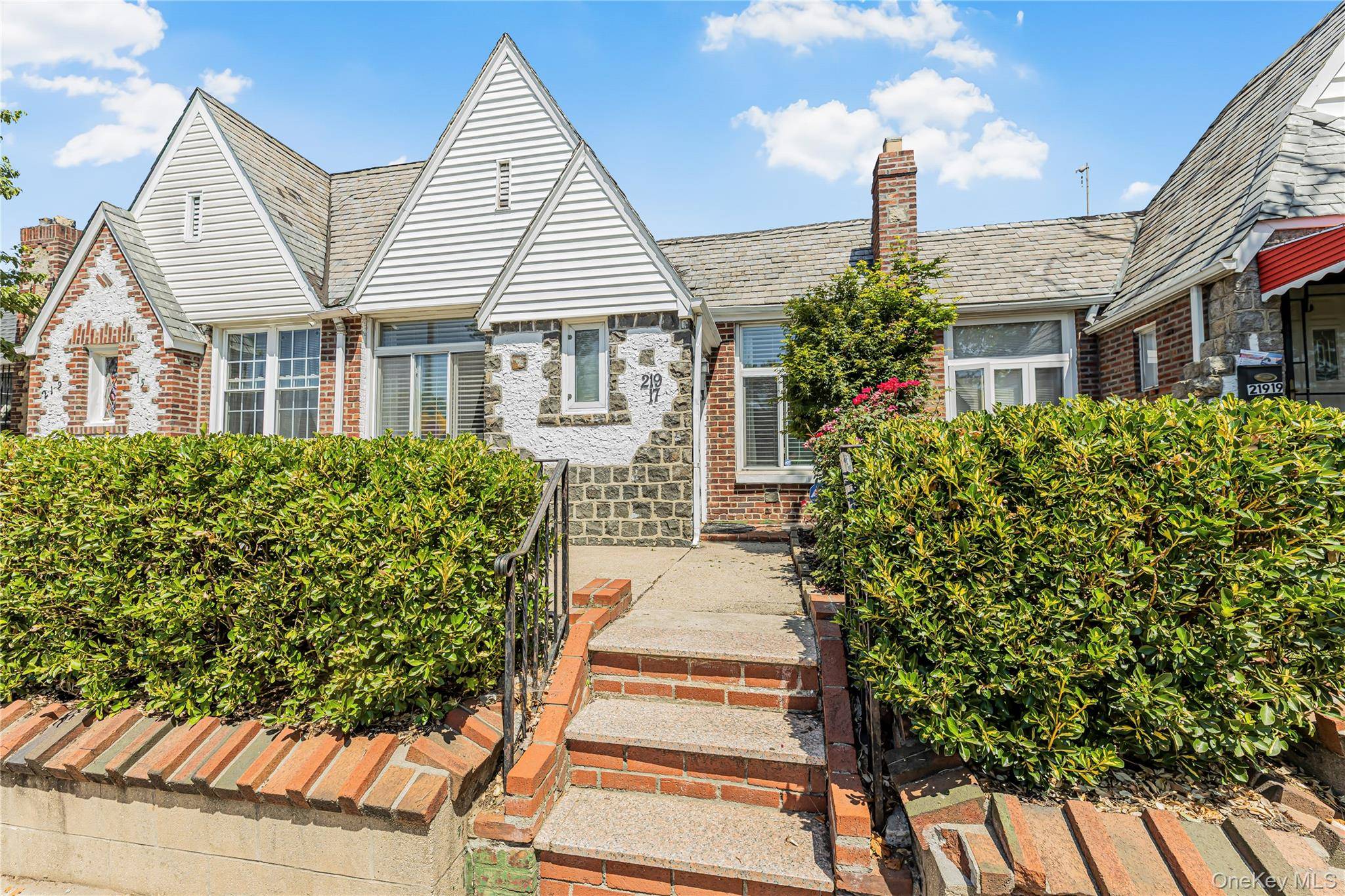 A captivating home in the heart of Queens Village !