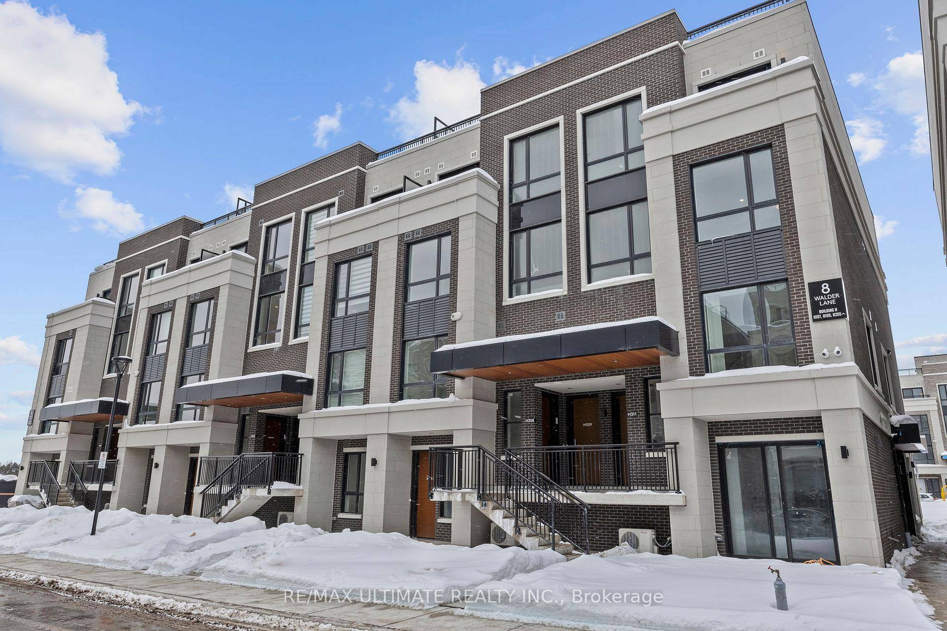 Luxurious Brand New Unit Townhome in Prime Richmond Hill location of Bayview amp ; Elgin Mills !