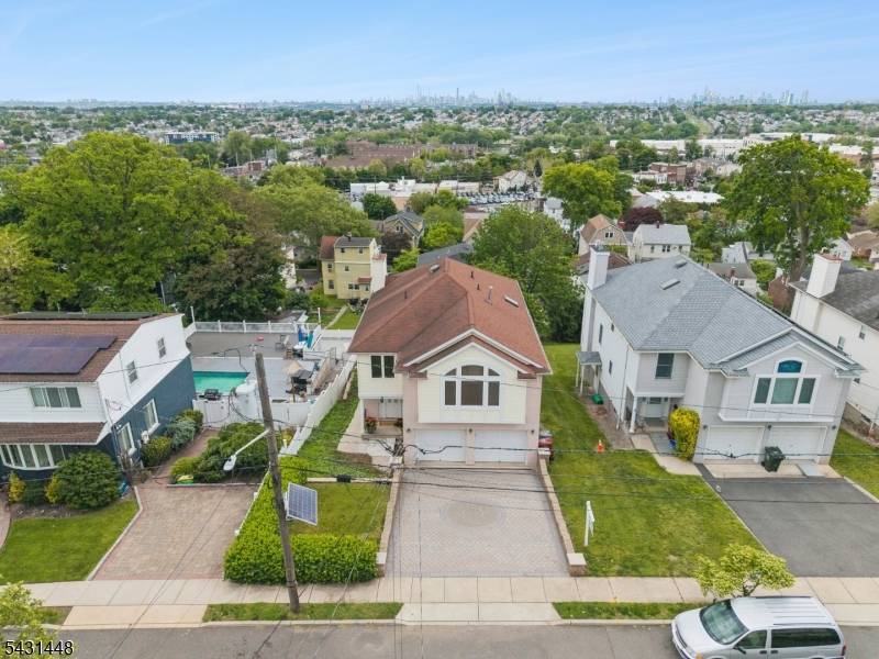 Discover the gem in Nutley !