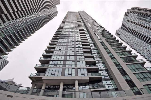 Success Tower Bright 2 Bed room Unit with den.