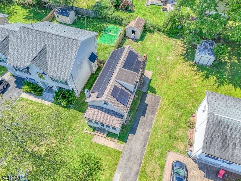 Opportunity knocks just one block from beautiful Lake Parsippany !