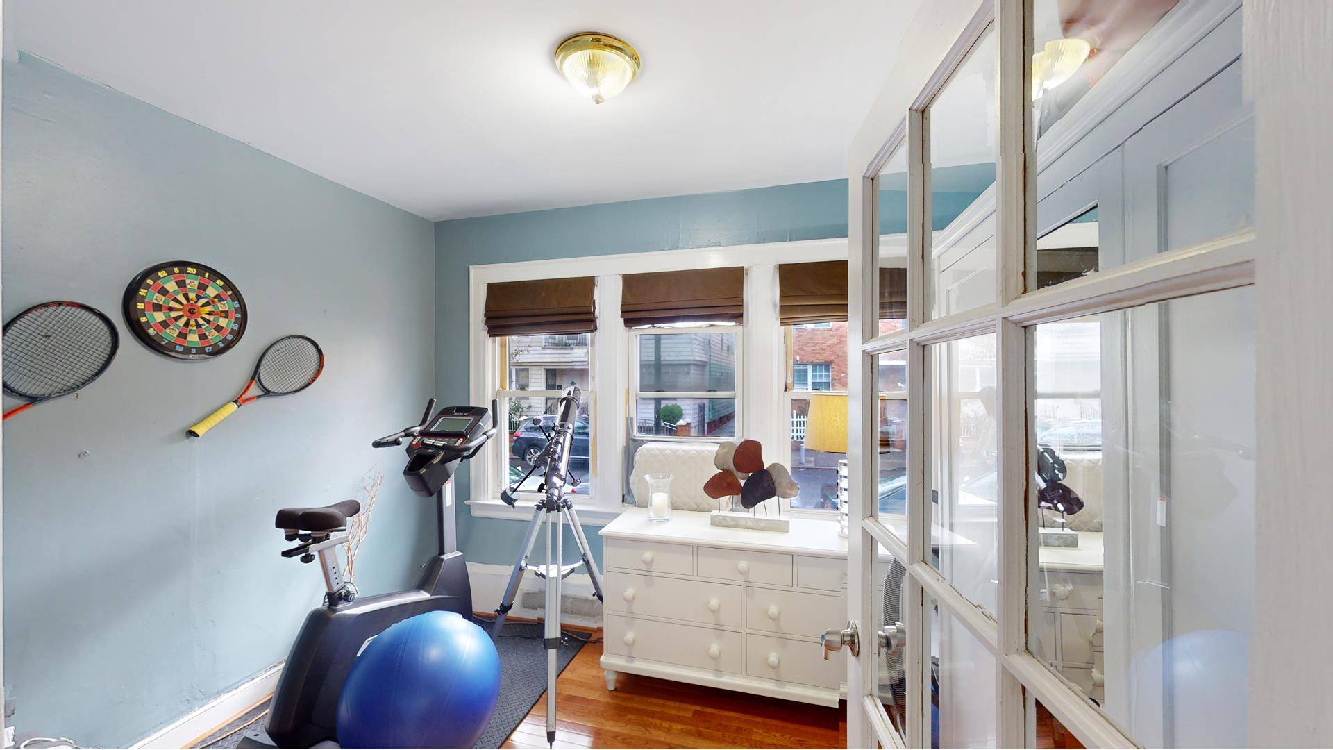 Welcome to a truly exceptional property in the heart of Richmond Hill, New York.