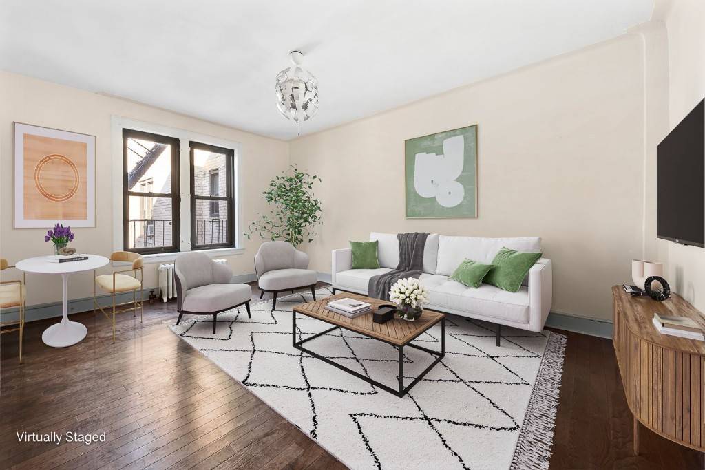 Charming Pre War 1 Bedroom in The Dearborn Crown HeightsMove into timeless elegance with this spacious 1 bedroom co op in The Dearborn, a stunning pre war elevator building in ...