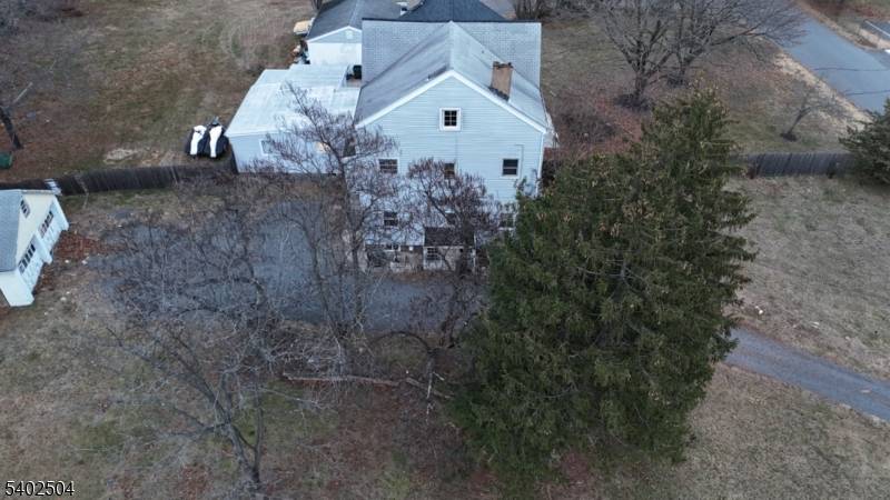 Delivered completely vacant and sitting on an exceptionally rare 34, 560 sq ft 0.