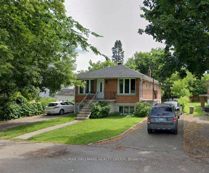 PURPOSE BUILT DUPLEX BUNGALOW WITH A LOWER SUITE LOOKING FOR A SINGLE FAMILY HOME WITH INCOME POTENTIAL ?