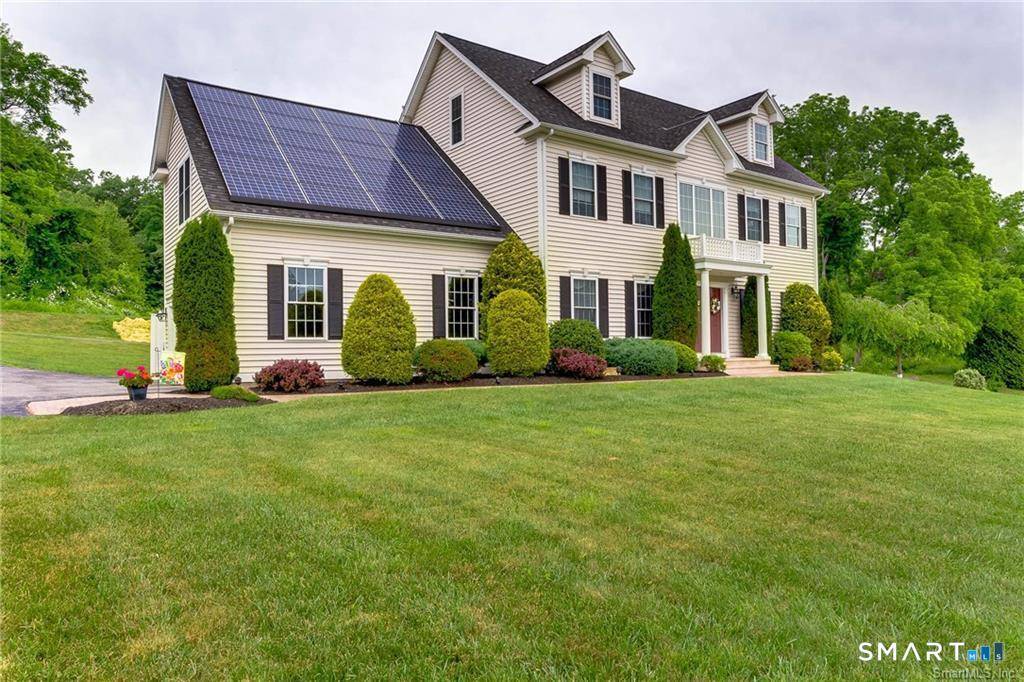 Wake up to panoramic countryside views and unwind each night with sunsets over Daniels Farm.