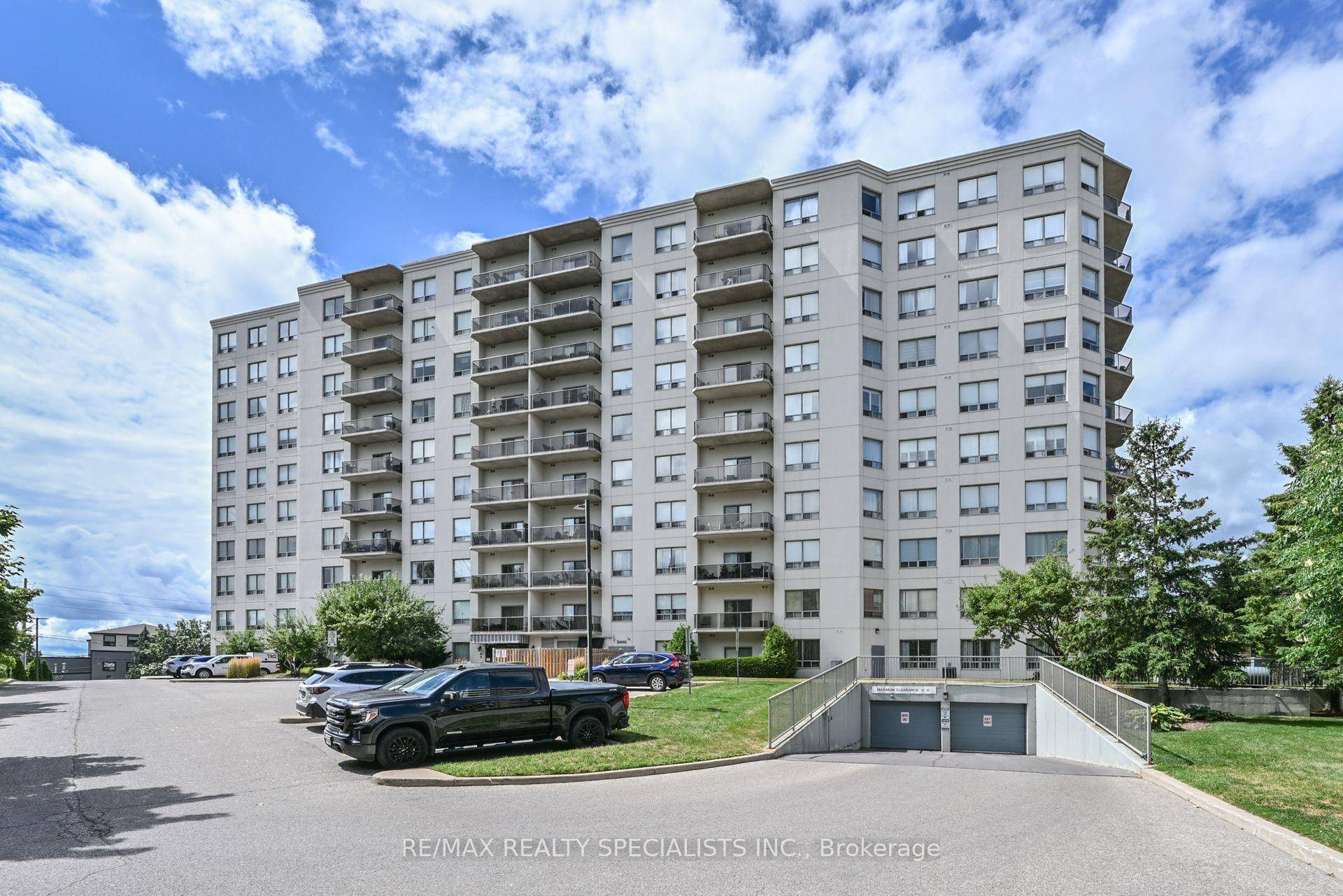 Welcome to 60 Wyndham Street Unit 505 Located In The Heart Of Downtown Guelph.