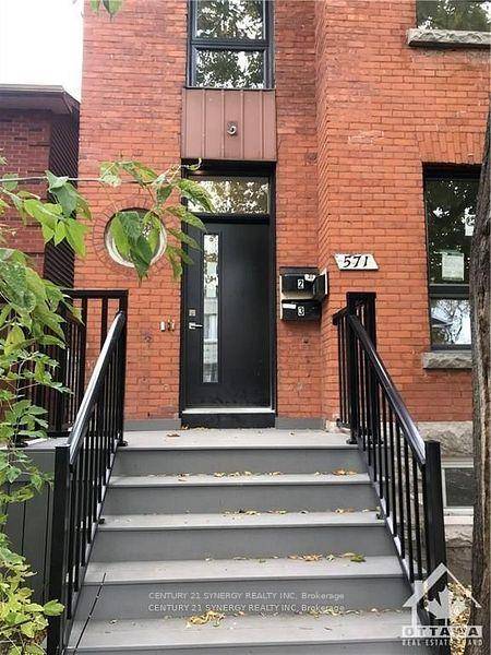 Located in Ottawa Centre on a mature street.