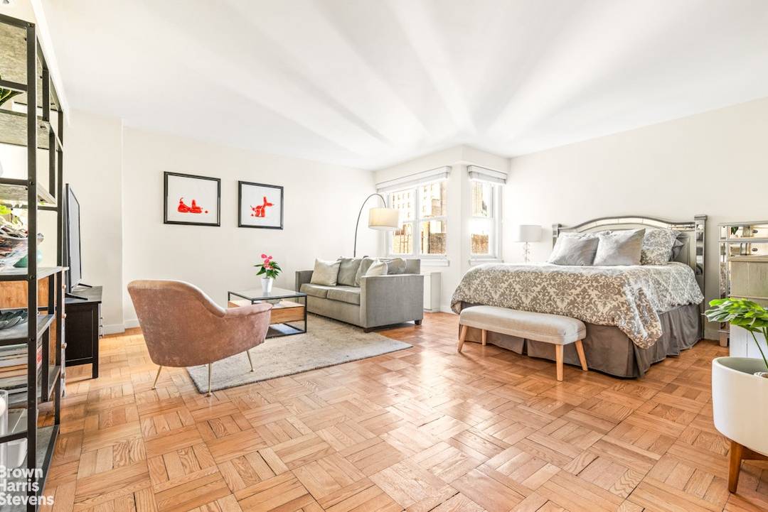 Chic Village Studio with Inspired Renovation.