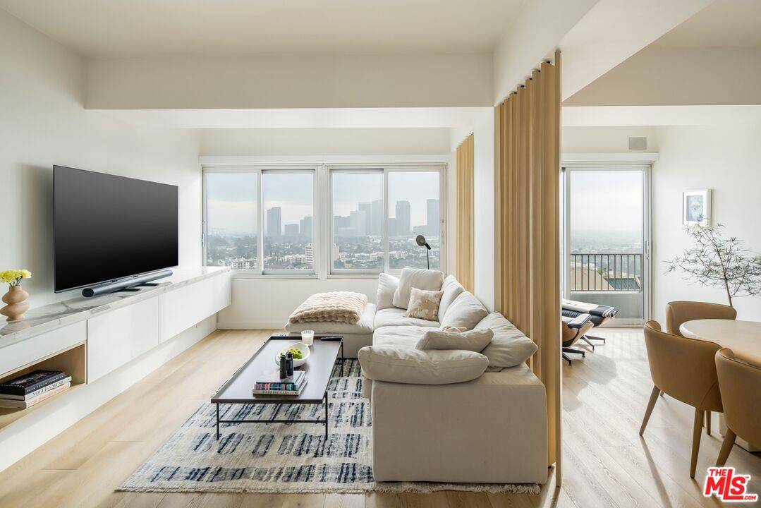 10501 Wilshire Blvd 1BR Westwood La
