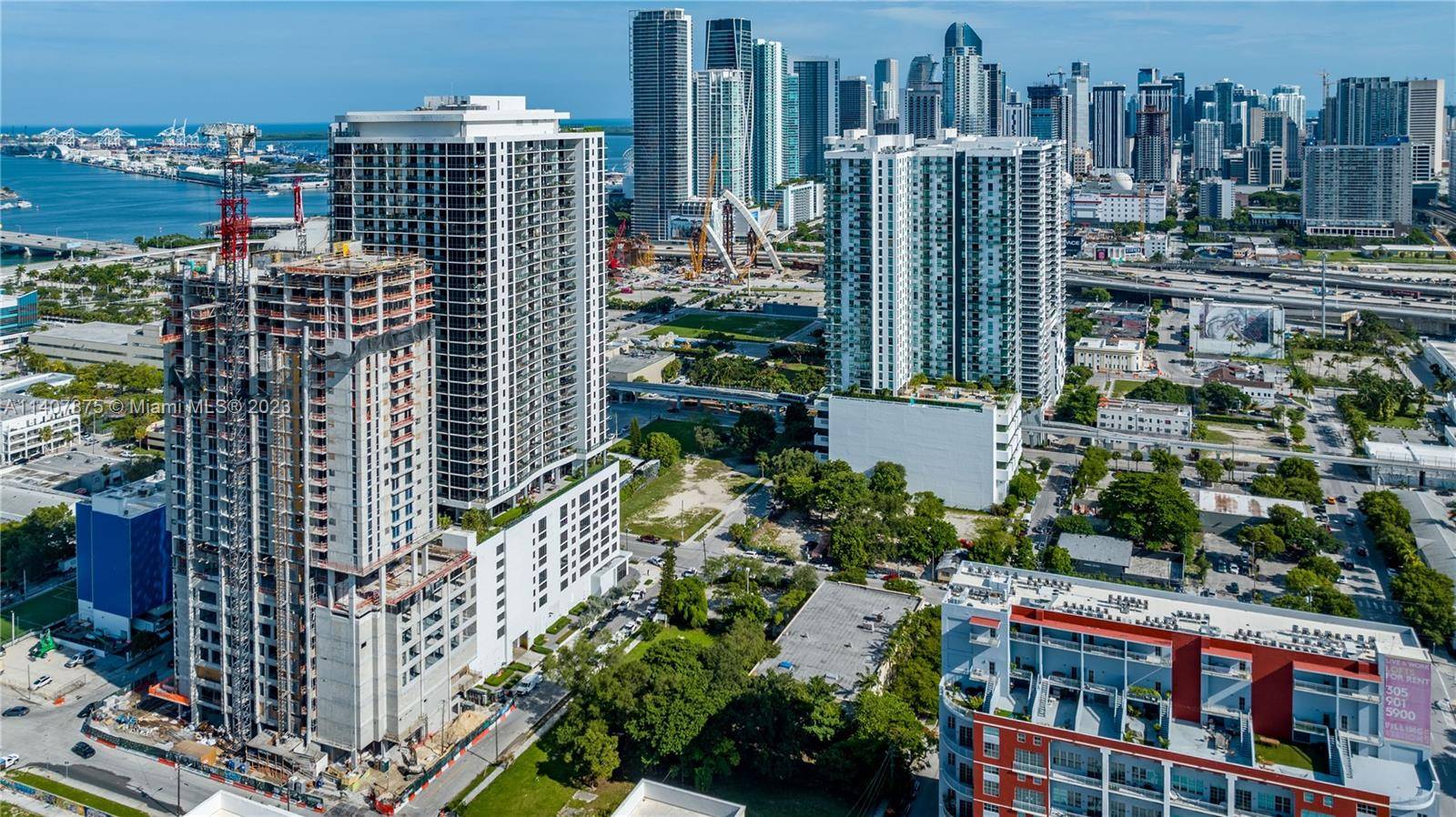 Spectacular breathtaking view from the South East Penthouse at the Canvas Condominium, view also soon to include MWC and Miami's future Signature Bridge.