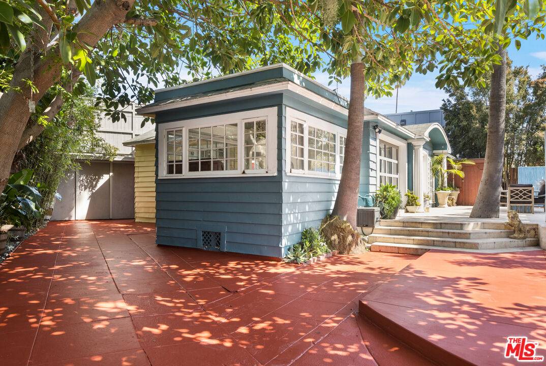 837   Venice Blvd 4BR Marina Del Rey La