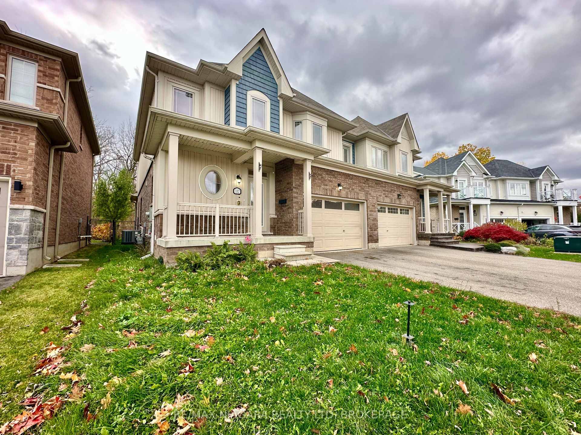 Beautiful Semi Detached Home in Prestigious St.