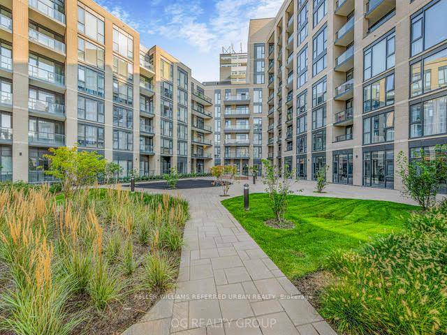 Welcome to 293 The Kingsway, a boutique condo perfect for young professionals, growing families, or anyone looking to downsize.