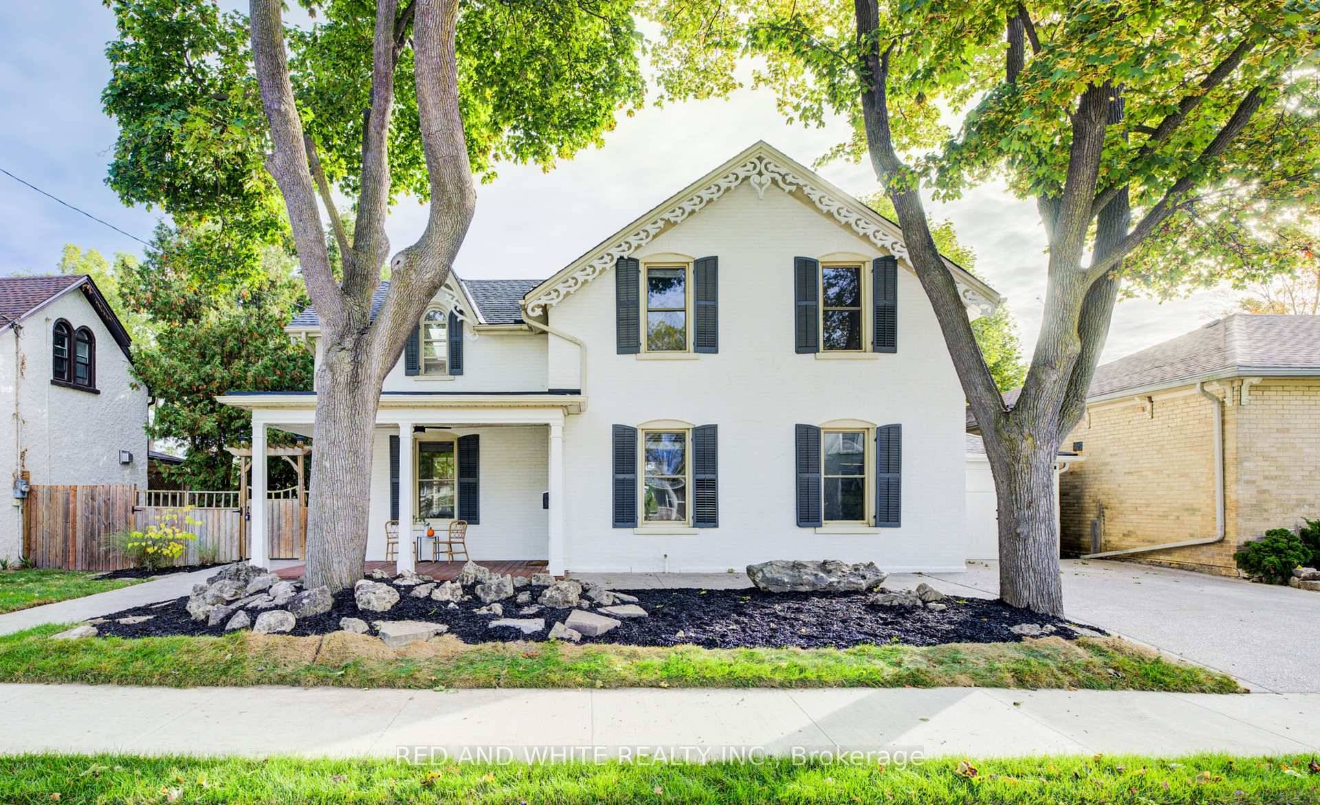 SUPERIOR WEST GALT LOCATION !